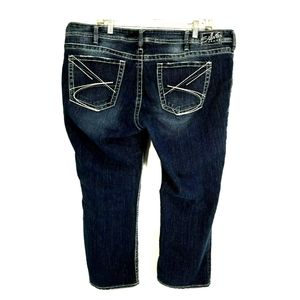 Silver Jean's Plus Size 20 Capri